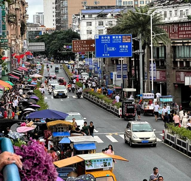 我和老伴去广西东兴住了1个月，我实话实说：跟想象中完全不一样