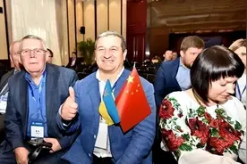 200名乌克兰专家来中国，做出巨大贡献后，在采访时却号啕大哭！图片