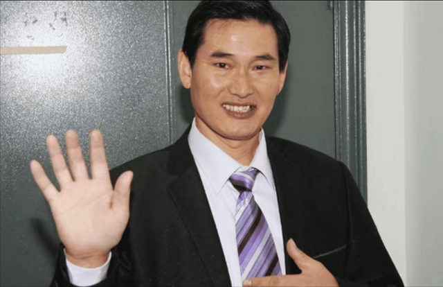 离婚四年后，大衣哥终于等来好消息，前儿媳陈亚男悔的肠子都青了