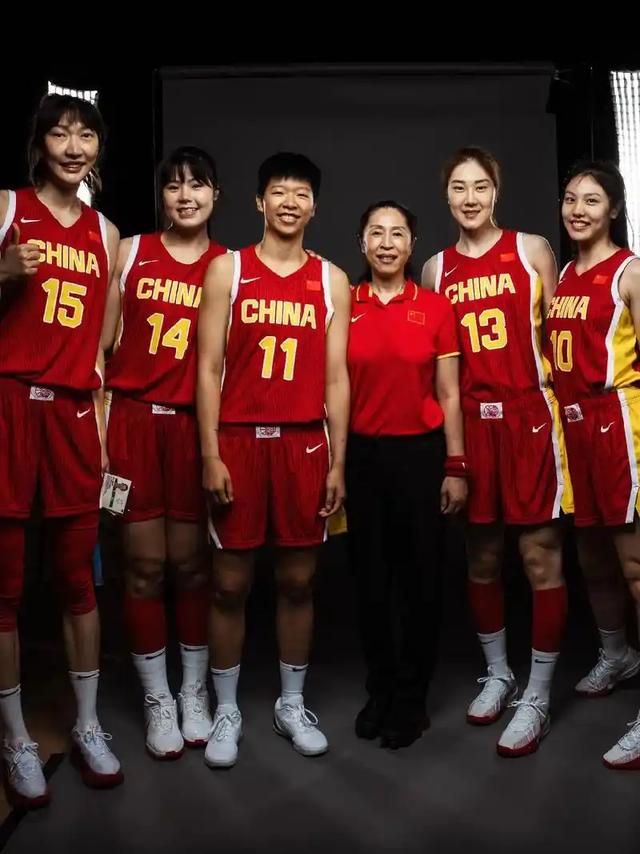 女篮出局,李梦冲上热搜!韩旭边说边哭,最新决定:想去海外打球