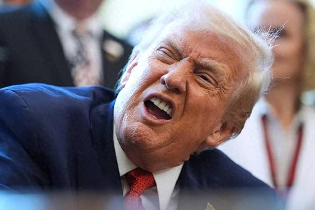 特朗普向全球发出通牒：180天内必须对中国动手，不配合就加税