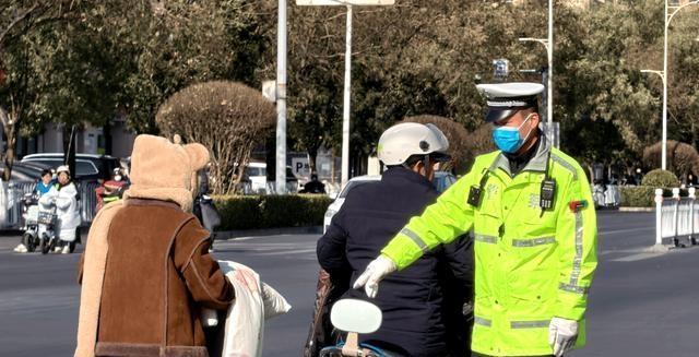 2月1日起，电动车、三轮车	、四轮车上路“3罚4禁”新规！处罚明确