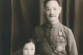 17岁嫁56岁上将，16次怀孕却无一男丁存活，晚年得周总理特批关照图片