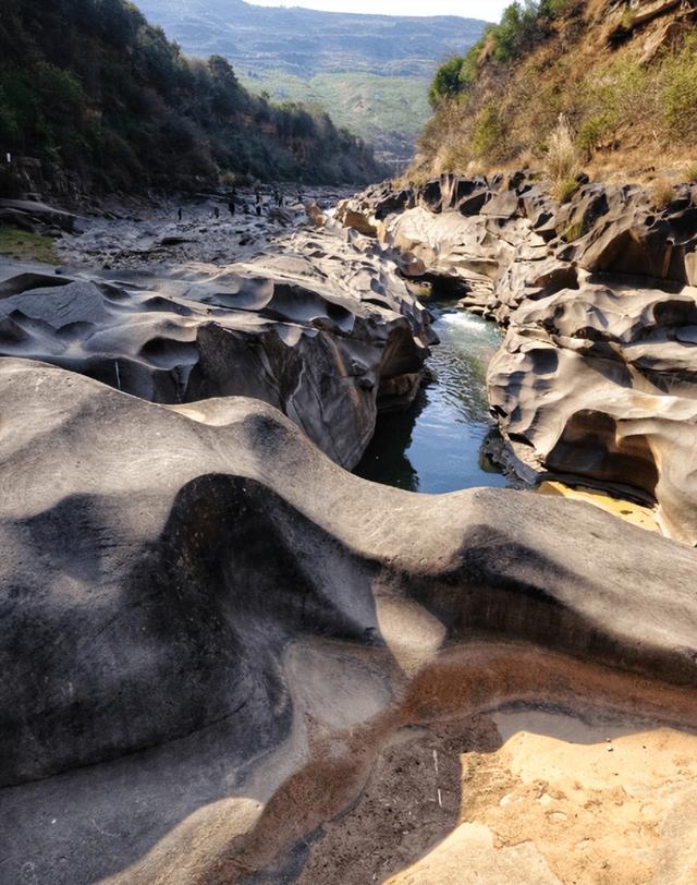 会东县：金沙彝韵藏雅韵，鲜香珍味育匠心