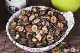 肚子胀，总有气？两味中药泡水喝，行气消积，用上就舒服了图片