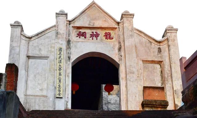 不搞大拆大建，善使绣花功夫！乐山历史文化名城靠“活化”火出圈