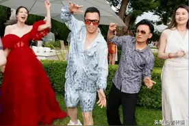 王宝强携女友现身甄子丹庆生宴，冯清178高挑性感，气质秒杀马蓉图片