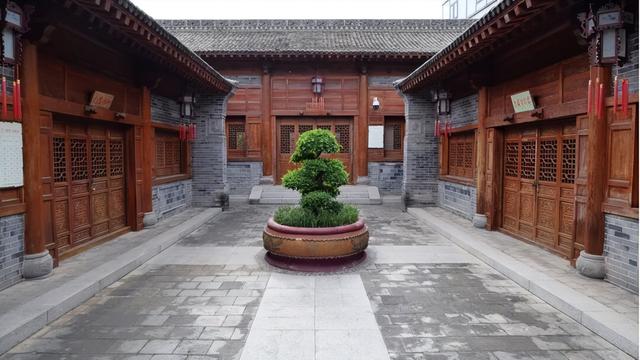 五一走进两当，追寻红色记忆