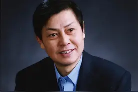 他是黄梅戏第二代领军人物，坚持不收徒，突然一下收了七个徒弟图片