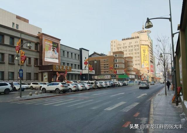 当年吉林省长春市的丰乐剧场，春城剧场，现在的吉林省音乐厅