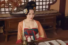 抹胸裙、多巴胺穿搭…大胆开放的唐朝女性，已实现了“穿衣自由”图片