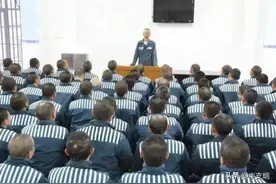 我的监狱生活（四）入监队，是整个监狱最苦，规矩最多的地方。图片