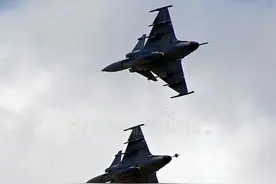 像造手机一样造飞机，歼-35总师语出惊人，中国军工产能全球震撼图片