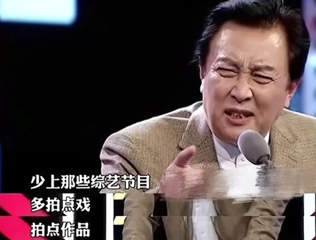善恶终有报！73岁唐国强疯狂捞金有目的，两个残疾儿子遭“反噬”