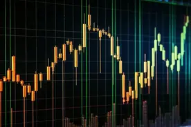 今天A股三大指数集体回调，零售、饮料制造、旅游及酒店等消费板块涨幅居前图片