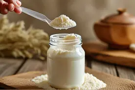 奶粉排行榜10强里的奶粉是哪些？图片