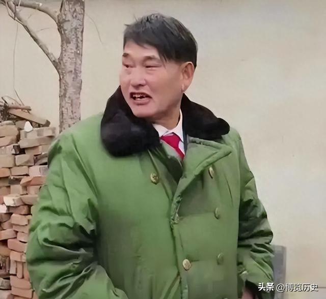 大衣哥案终于判了，全网大快人心，但有一人怕是肠子都该悔青了