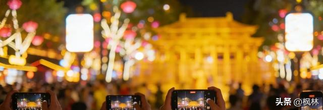 破防了！西安昨夜全城失眠，一场夜花美到犯规，刷屏全网