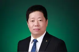求证 | 经常崴脚，是意外还是病症？图片