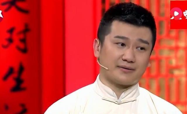 马季徒孙李寅飞：我说相声，确实属于吃饱了撑的，但是，我爱相声