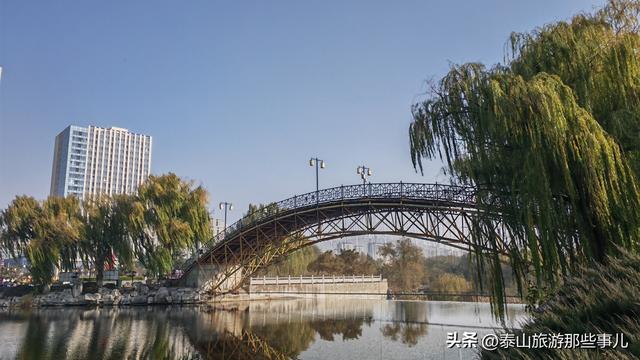 泰安：城南有一个公园，集自然景观、休闲娱乐和生态保护于一体