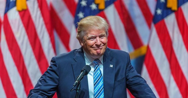 美军连夜通告全球	，特朗普想通了：对中国不能来硬的，要上点手段