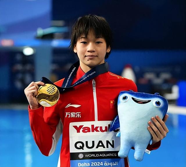 豪宅风波升级！专家建议拆除全红婵雕像，樊振东的话终于有人信了