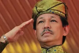 文莱亲王的帝王生活：藏娇40多名女子，掏空文莱国库日消费500万图片