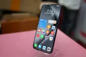 华为“降价王”诞生，16GB+512GB跳水3201元，5200mAh+卫星通信图片