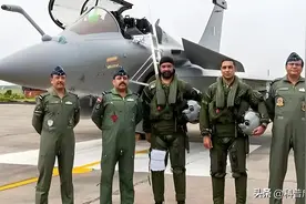 印度宣布击落4架F-16战机：不接受失败，4000亿购买140架隐身战机图片