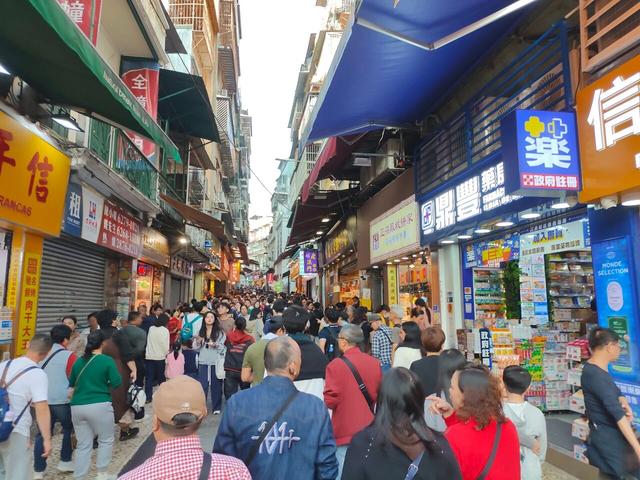 澳门马拉松：比较虐但值得去，濠江跑游全攻略