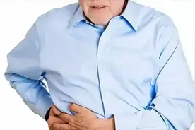 医生提醒：肝硬化患者，喝水一般有这几个习惯，1个没有才是最好图片