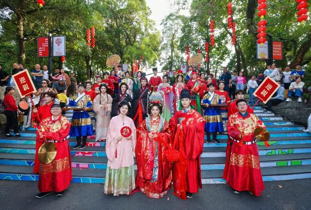广州白云山见证国风婚礼,汉服文化周“甜蜜”出圈