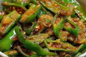 随机馋死一个北方人，巨好吃的面辣椒，求你们都去做图片