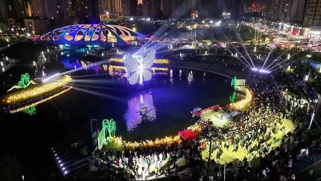 在临夏,把夏天过成诗——公园、夜景与音乐会的清凉邀约