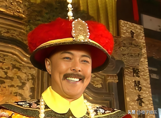 她是军艺校花，被大25岁张铁林抛弃后，为何又嫁给著名的“坏蛋”