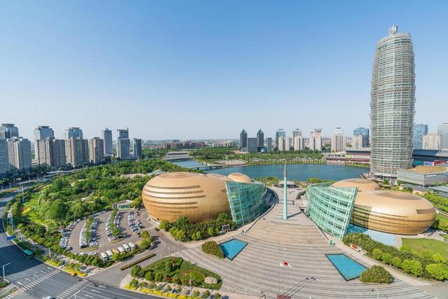 我山东人，刚从河南郑州回来，实在忍不住想说：对郑州的5点印象