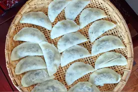 常州老余说说七月半吃“茄饼”图片