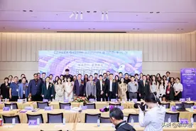 淘宝-华泰携手40名主播对话泰国副总理，筑建跨境直播电商新生态图片