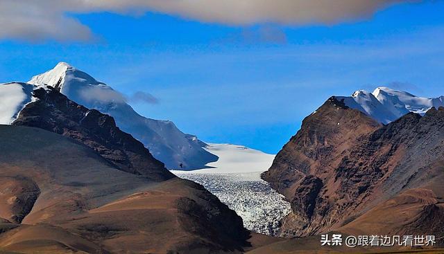 《219南南线》的极致风光：触摸云端雪山 踏遍无垠草原