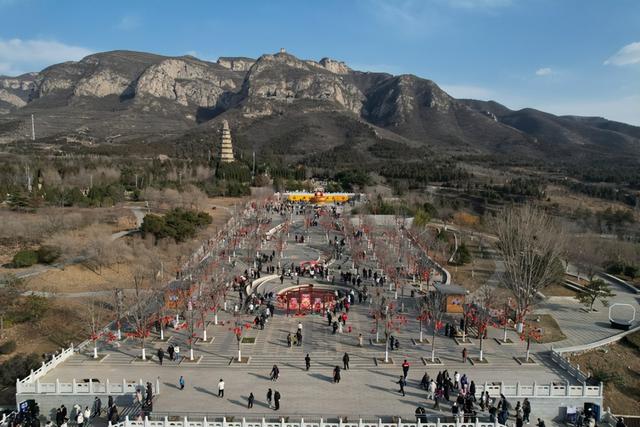 立冬后，邂逅北响堂山的千年古韵