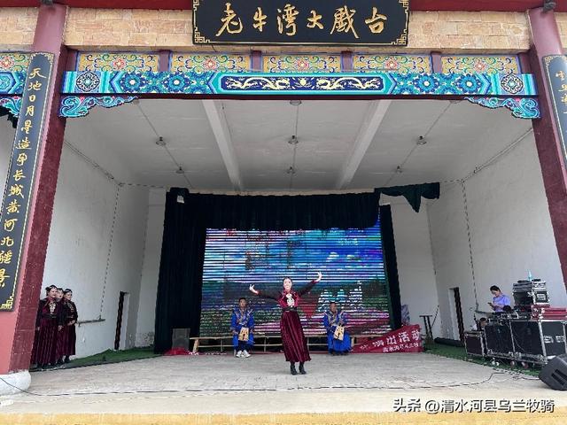 清水河县乌兰牧骑“五一”假期开展进景区文艺惠民演出活动