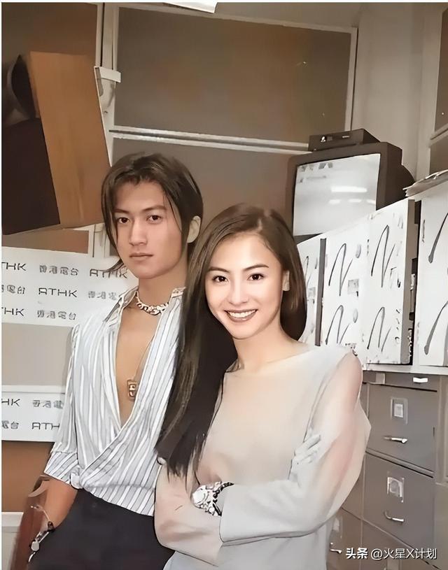 谢霆锋没想到，已备好寿衣和遗照的张柏芝，揭开了王菲仅剩的体面