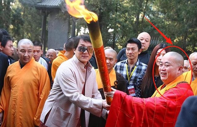 局面突变？释永信被带走仅7天，四大名人挺身而出，愿为其养老