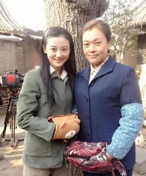 原来她早已去世！26岁全身溃烂不治而亡，被全家8口“吸血”多年