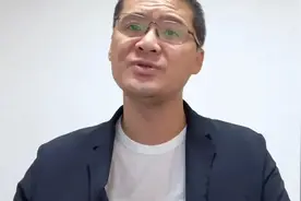 事态升级！罗翔言论翻车后，更多争议言论被扒，惨遭大博主怒怼！图片
