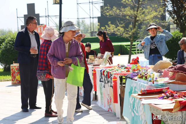 白银区开展民俗文化进景区活动