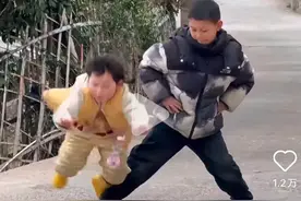 网友扒出瑶一瑶父母过往：初中辍学打王者结识，18岁结婚20岁生子图片