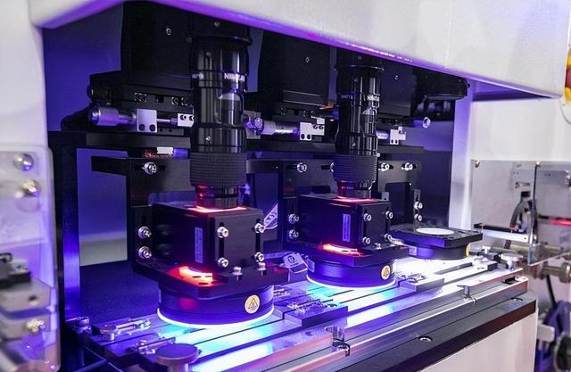 中国还有底牌？比稀土更狠的中国底牌，卡住美科技命门！