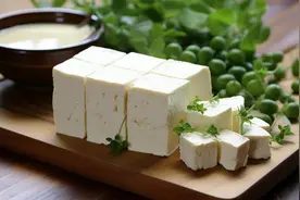 64岁男子每天都吃豆腐，坚持一年多未间断，如今身体情况让人羡慕图片